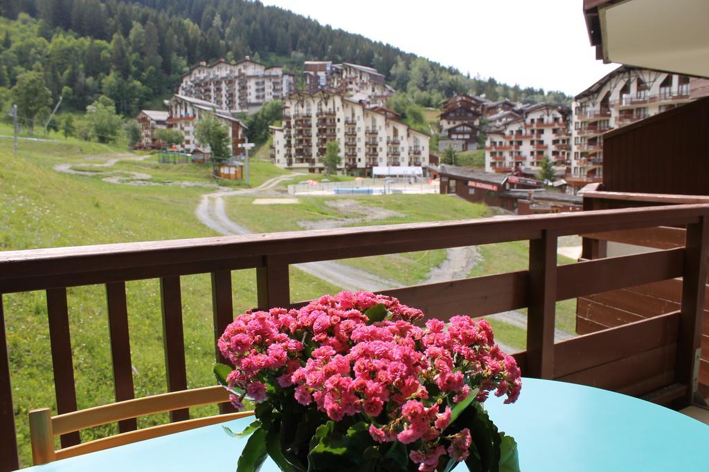 Residence Grand Bois Cles Blanches La Tania Eksteriør billede